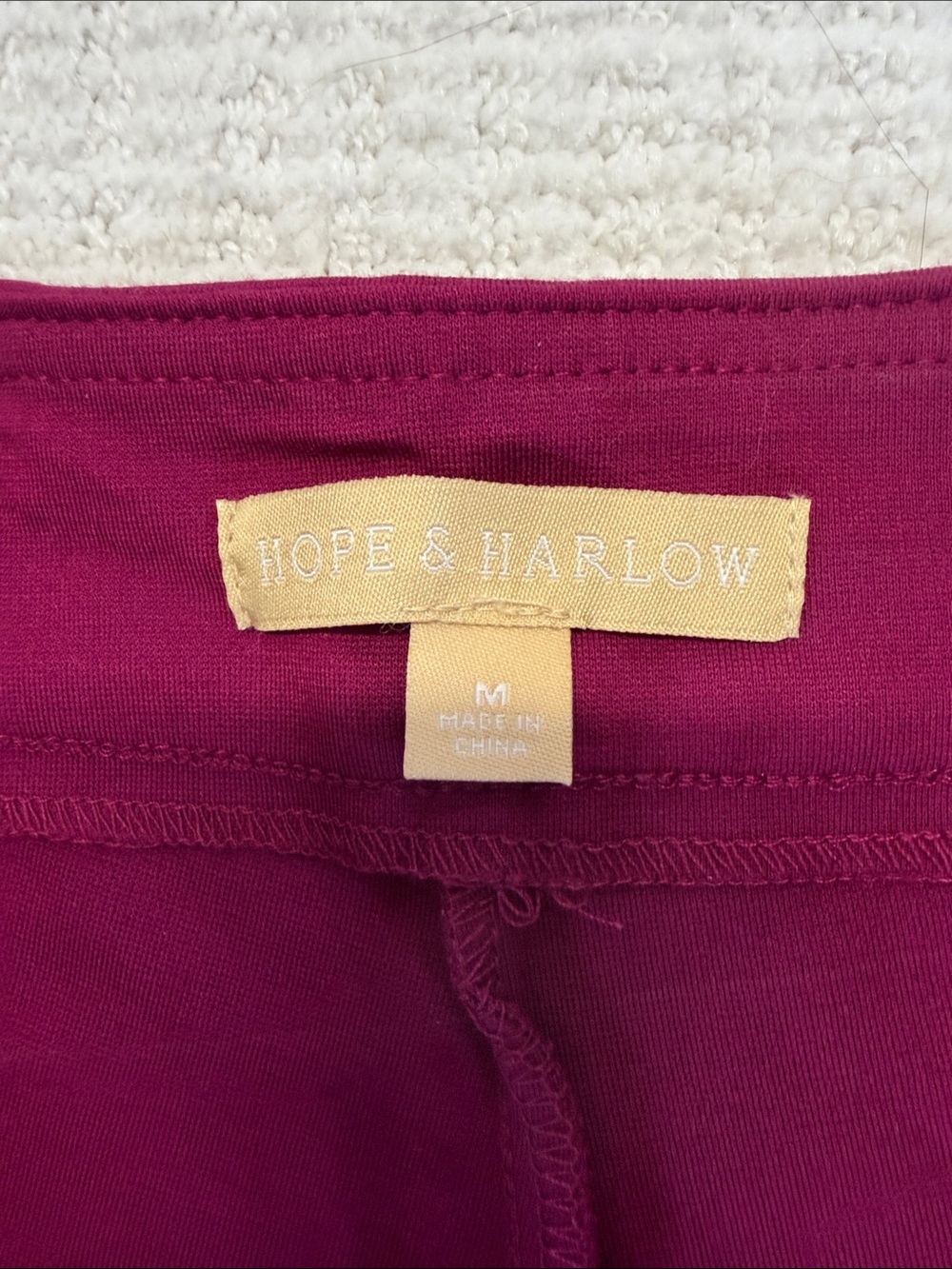 Hope & Harlow Burgundy Dress Pants Chain Waist Stretch Women Size M - Picture 3 of 8